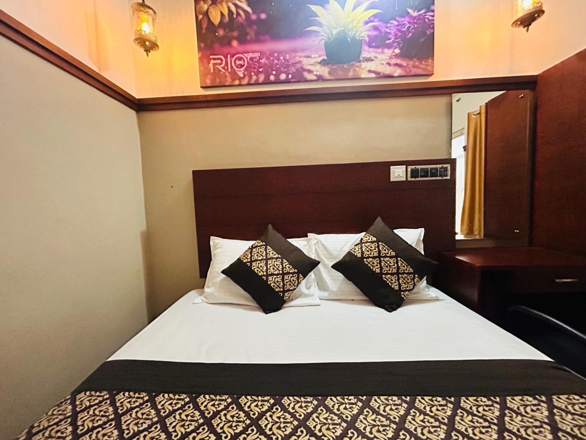 Rio Rooms Medical College Kozhikode Dış mekan fotoğraf