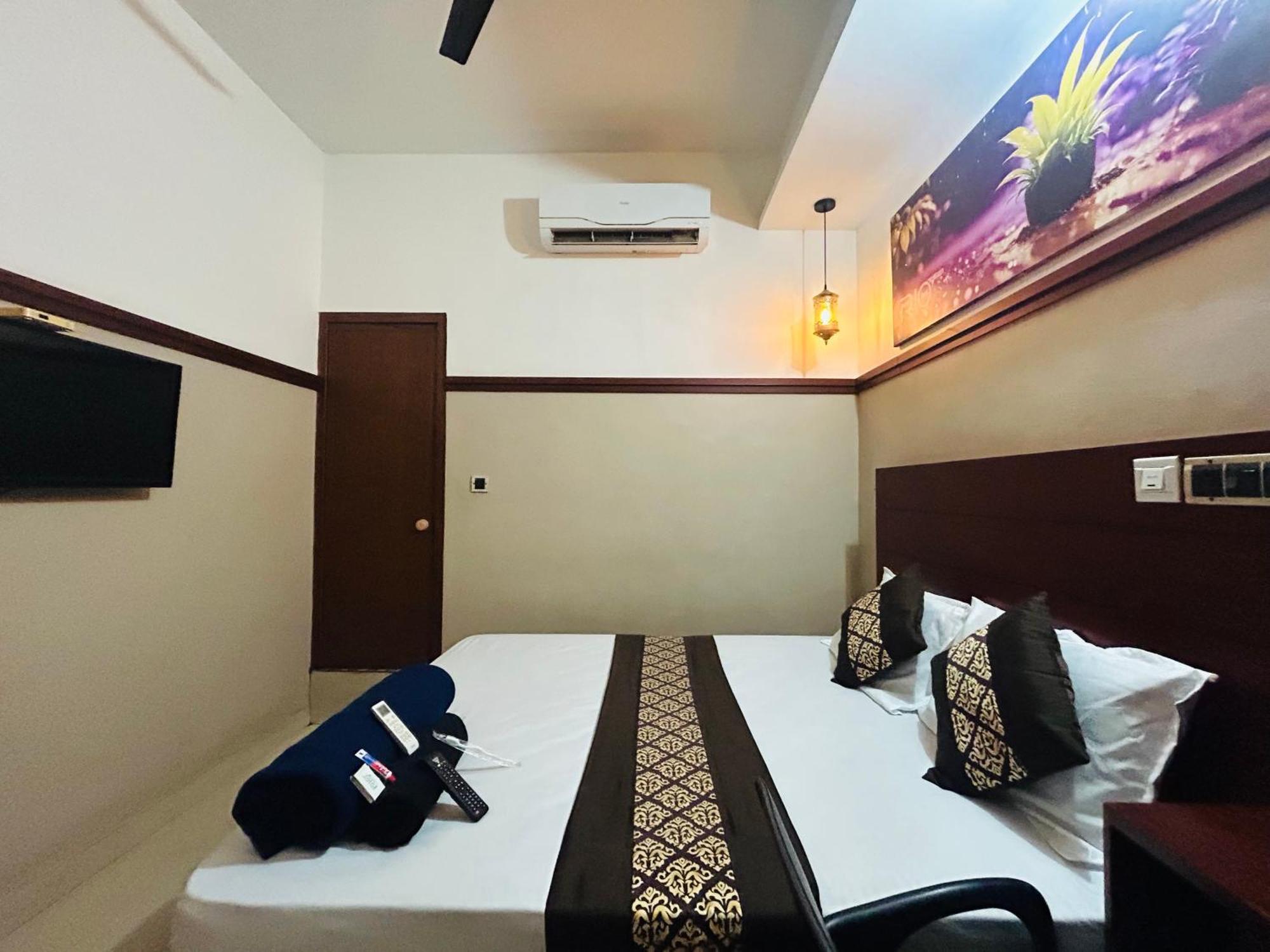 Rio Rooms Medical College Kozhikode Dış mekan fotoğraf