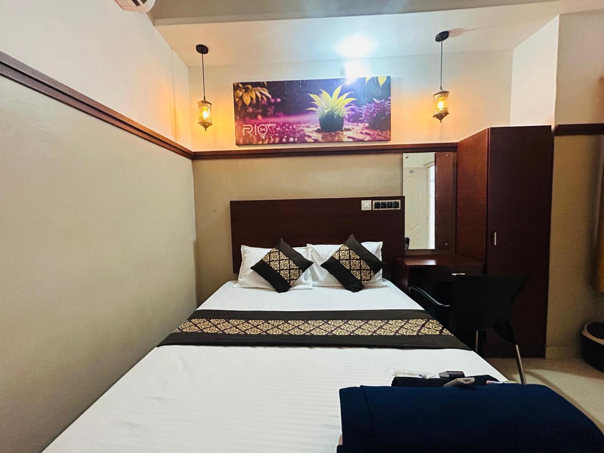Rio Rooms Medical College Kozhikode Dış mekan fotoğraf
