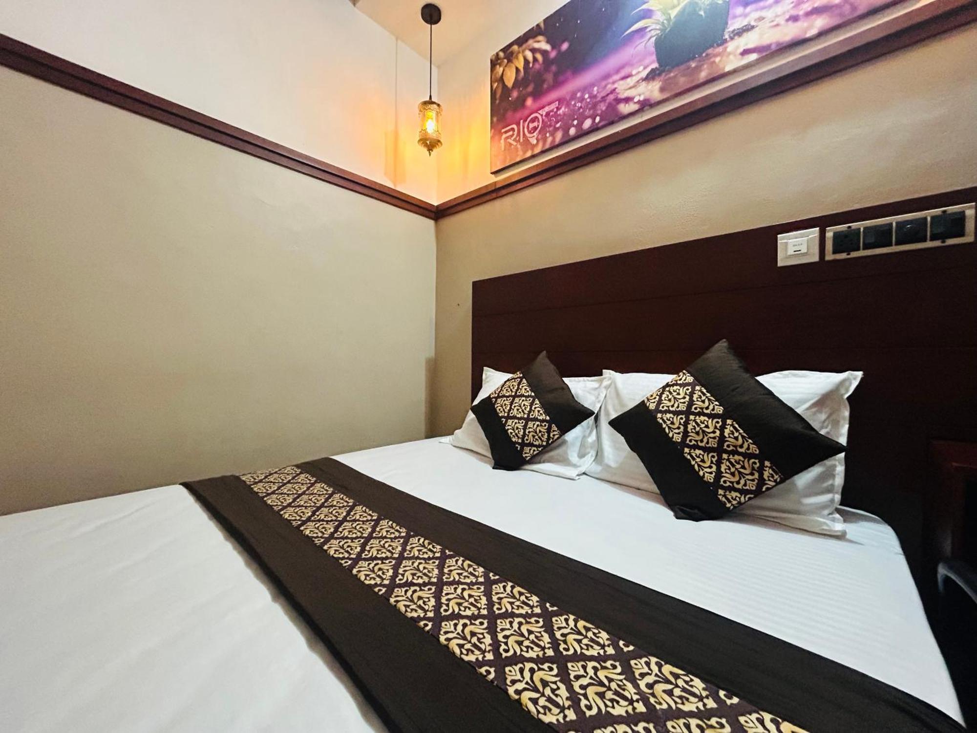 Rio Rooms Medical College Kozhikode Dış mekan fotoğraf